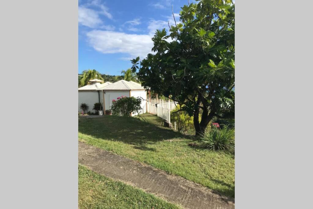 ル・カルベ Le Morne Charlotteヴィラ エクステリア 写真